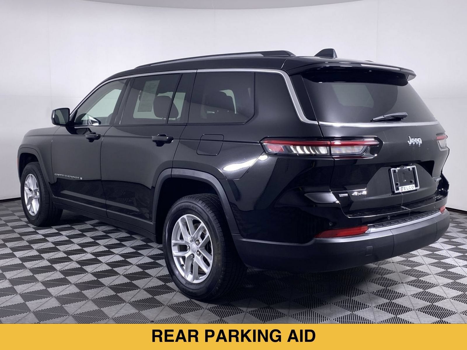 2022 Jeep Grand Cherokee L Laredo 4x4