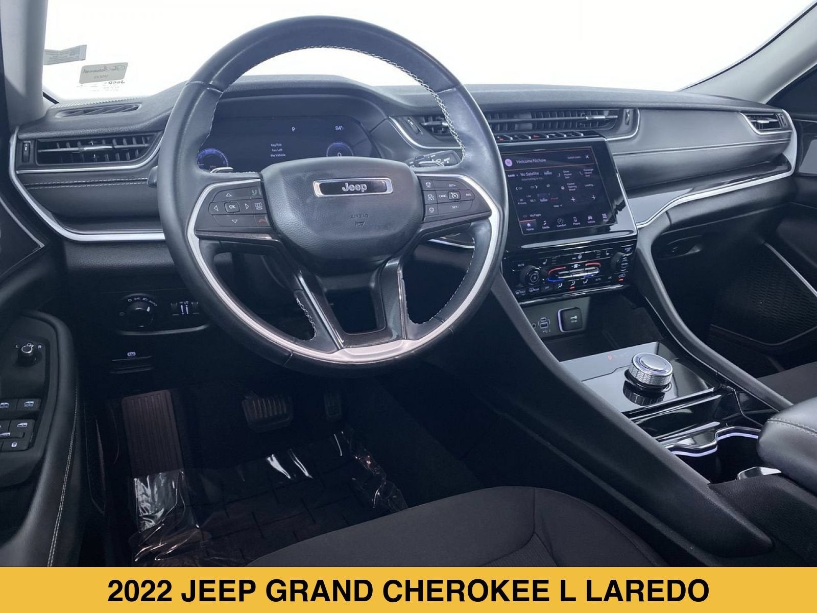 2022 Jeep Grand Cherokee L Laredo 4x4
