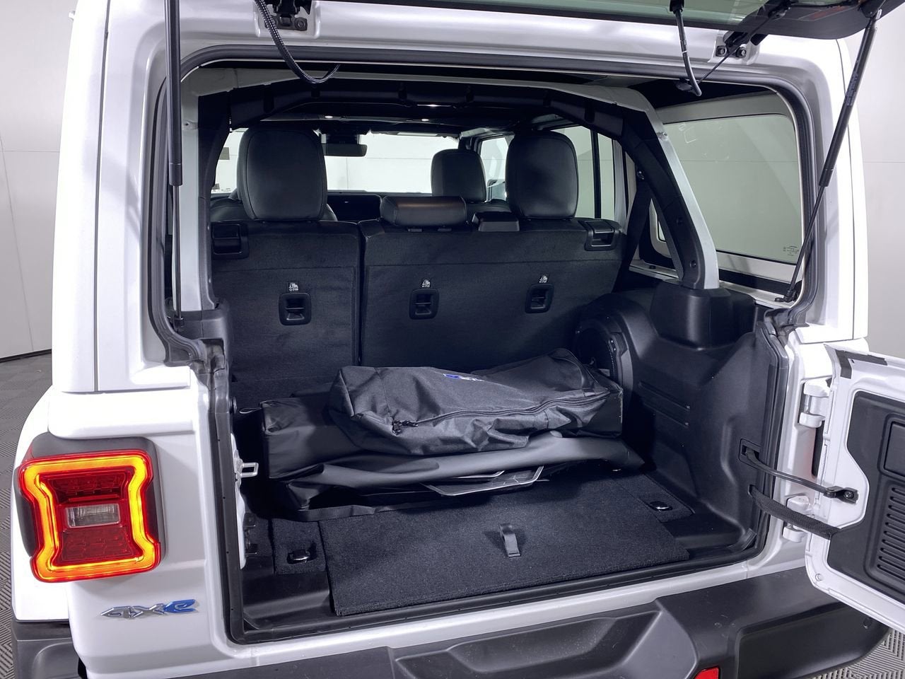 2024 Jeep Wrangler 4xe Sahara 4xe