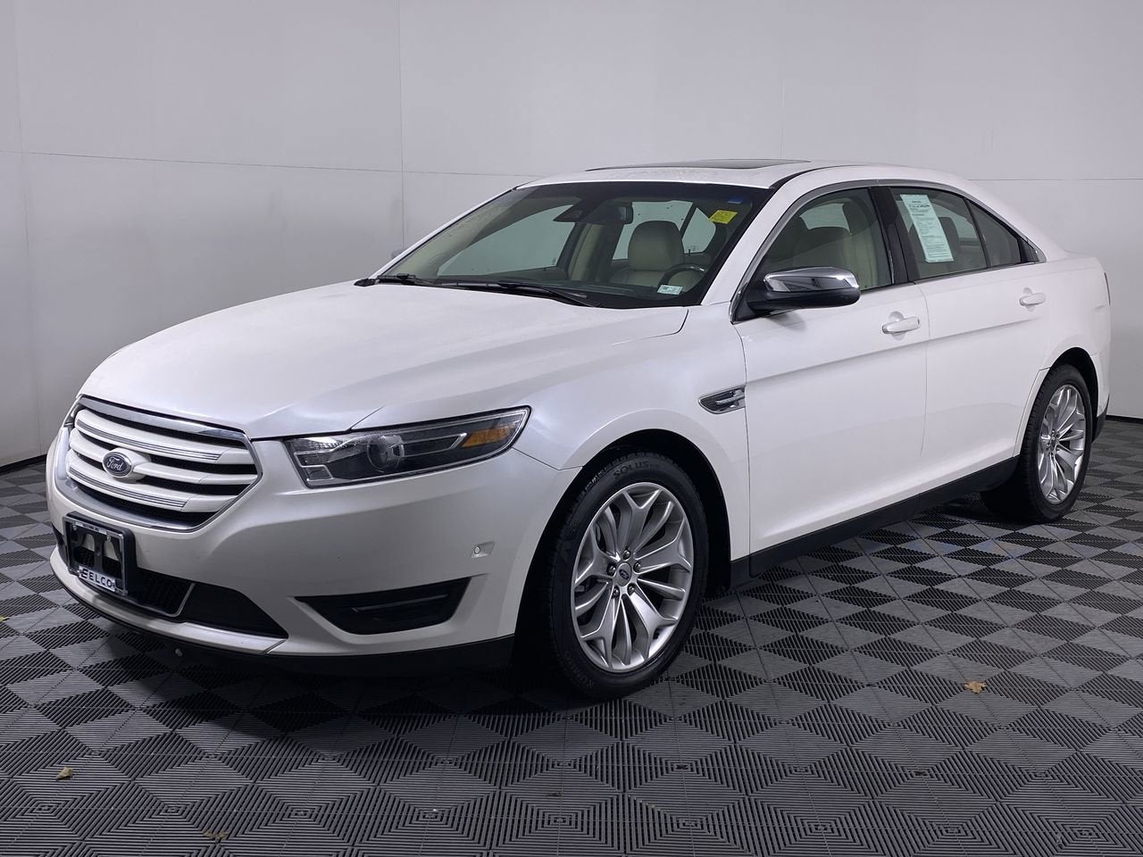2018 Ford Taurus Limited