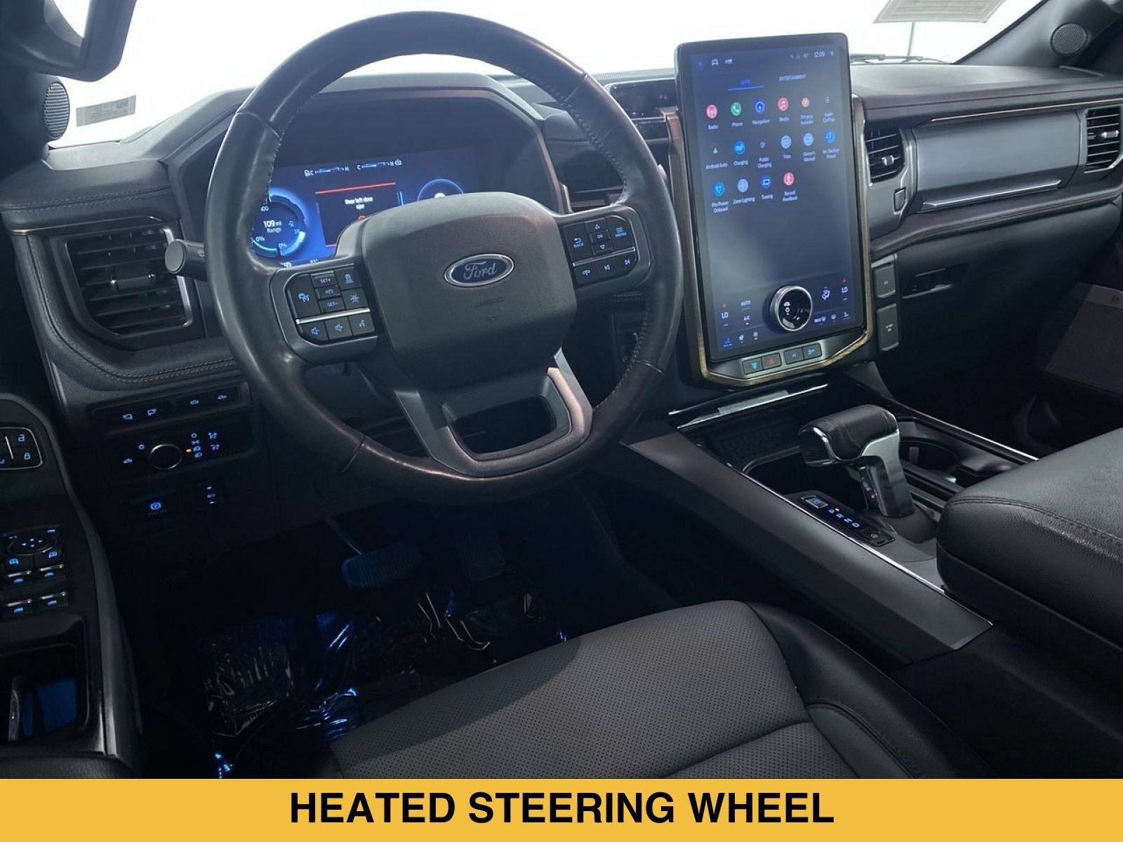 2023 Ford F-150 Lightning LARIAT