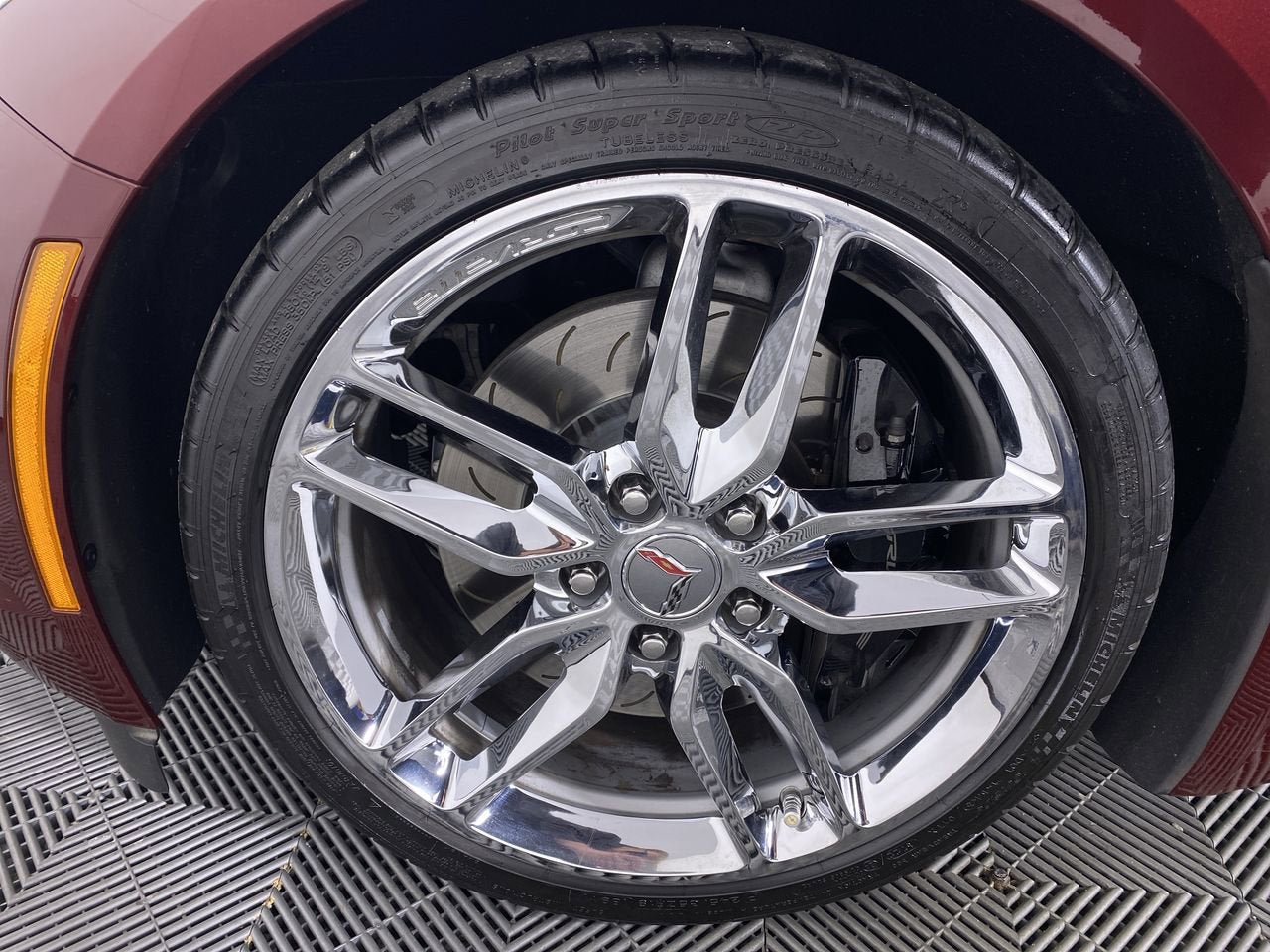 2017 Chevrolet Corvette Stingray Z51 2LT