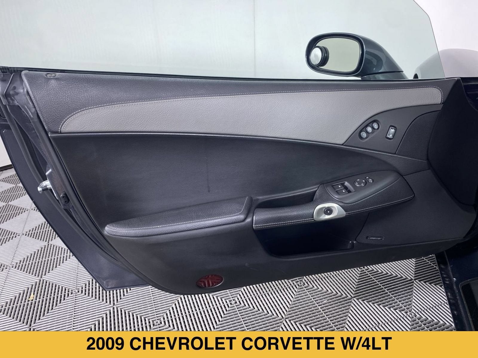 2009 Chevrolet Corvette w/4LT