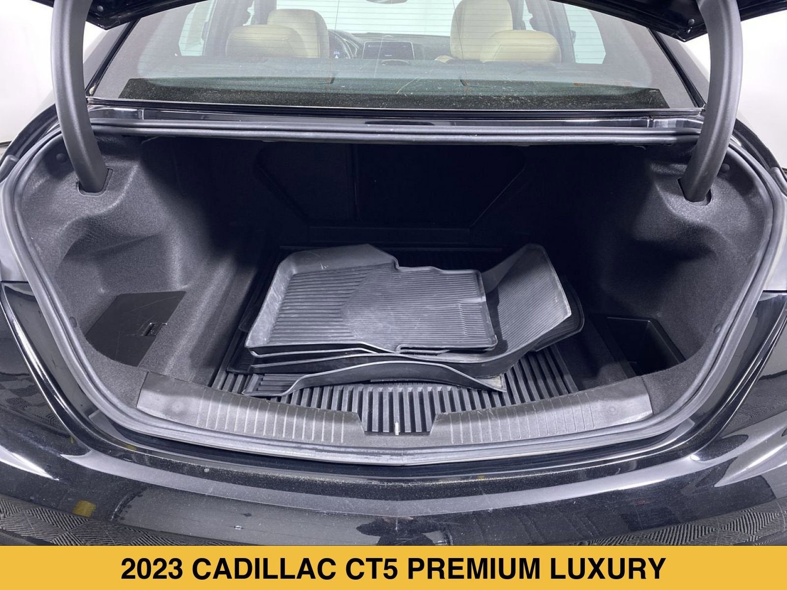 2023 Cadillac CT5 Premium Luxury
