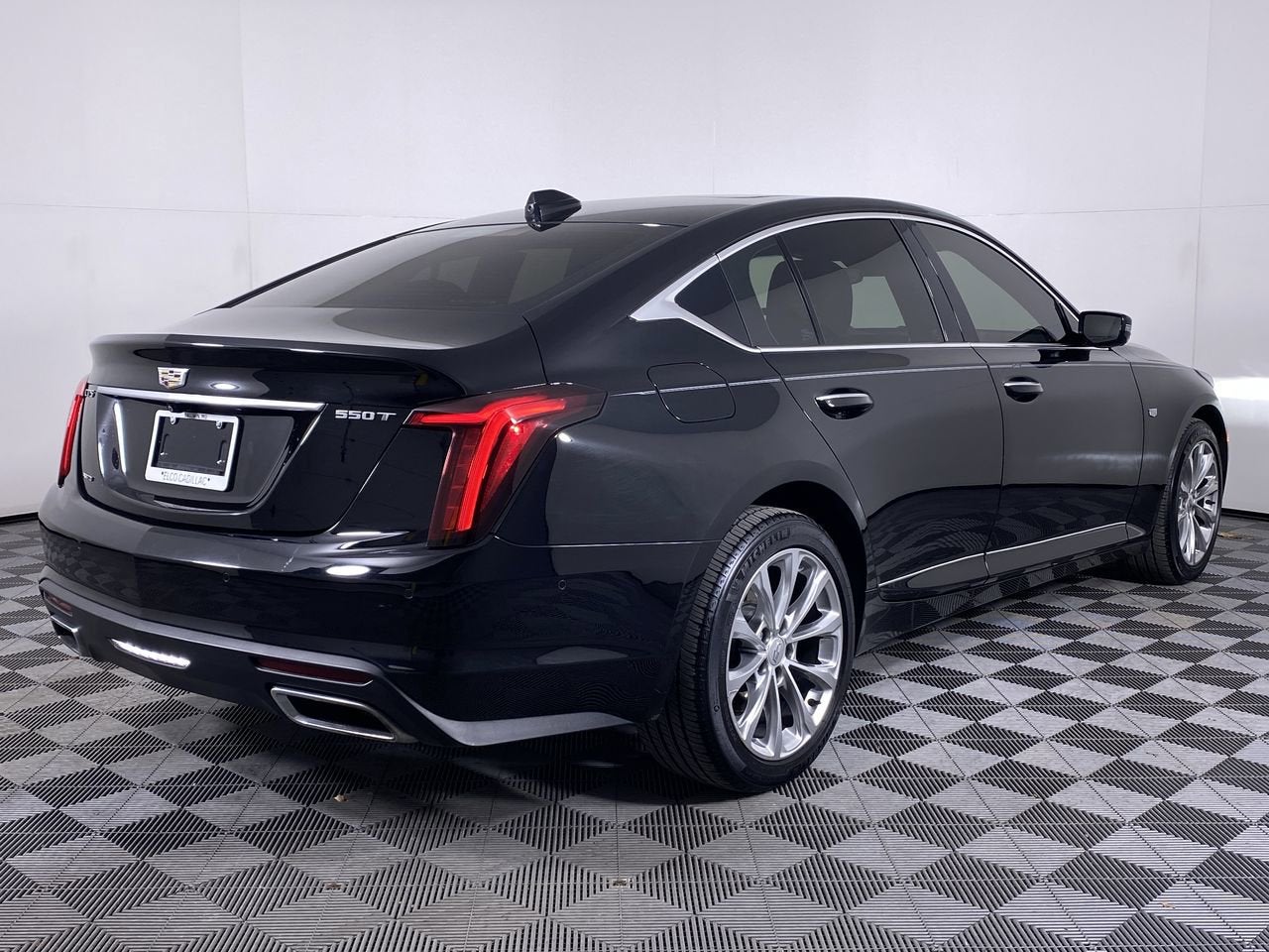 2022 Cadillac CT5 Premium Luxury