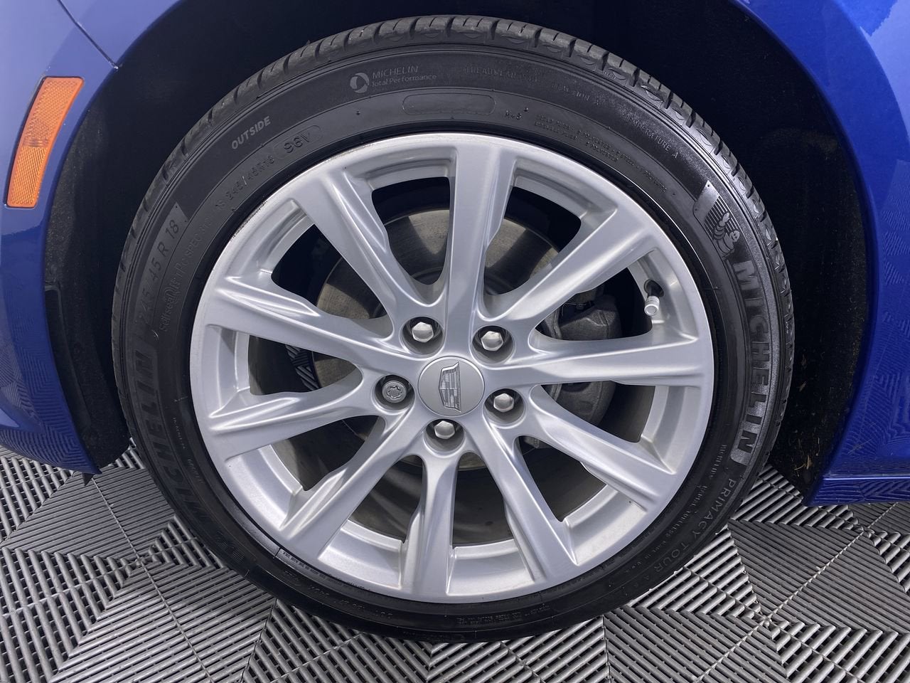 2023 Cadillac CT5 Luxury