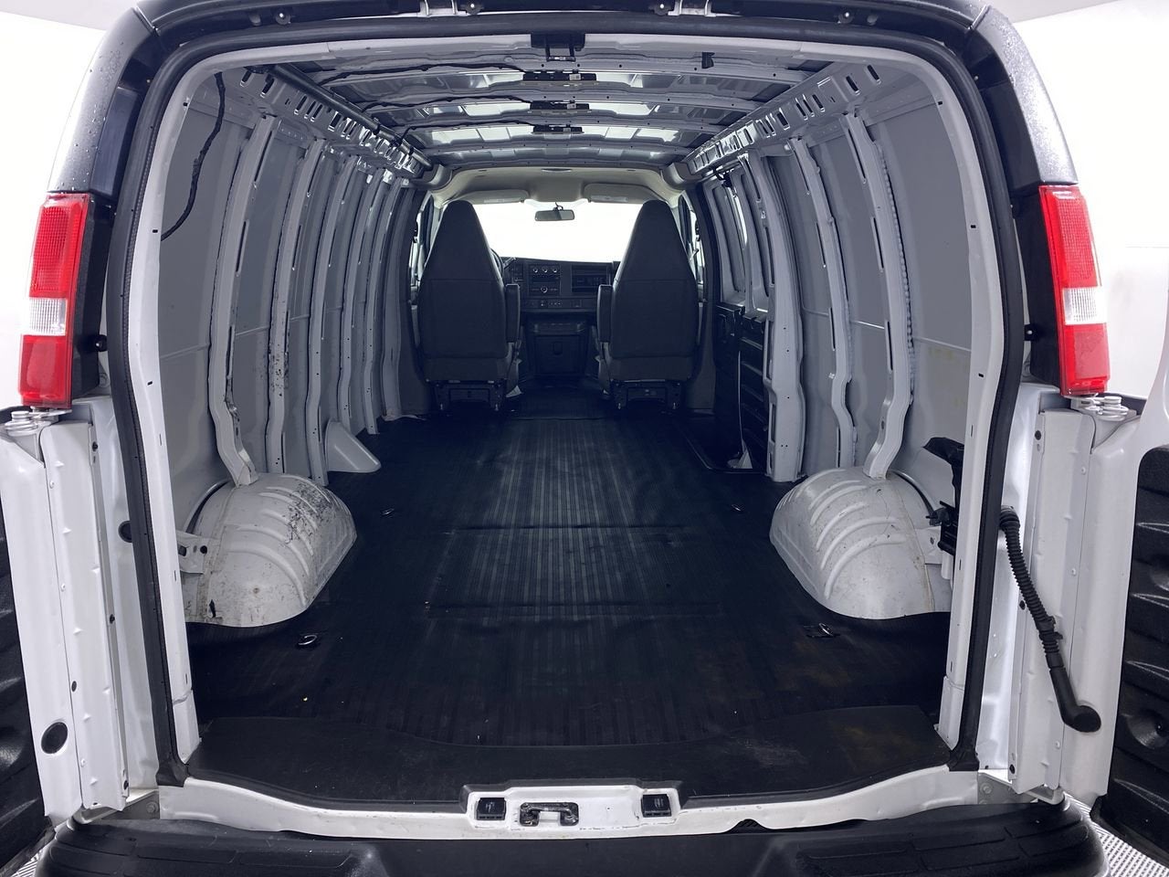 2024 Chevrolet Express Cargo 2500 WT
