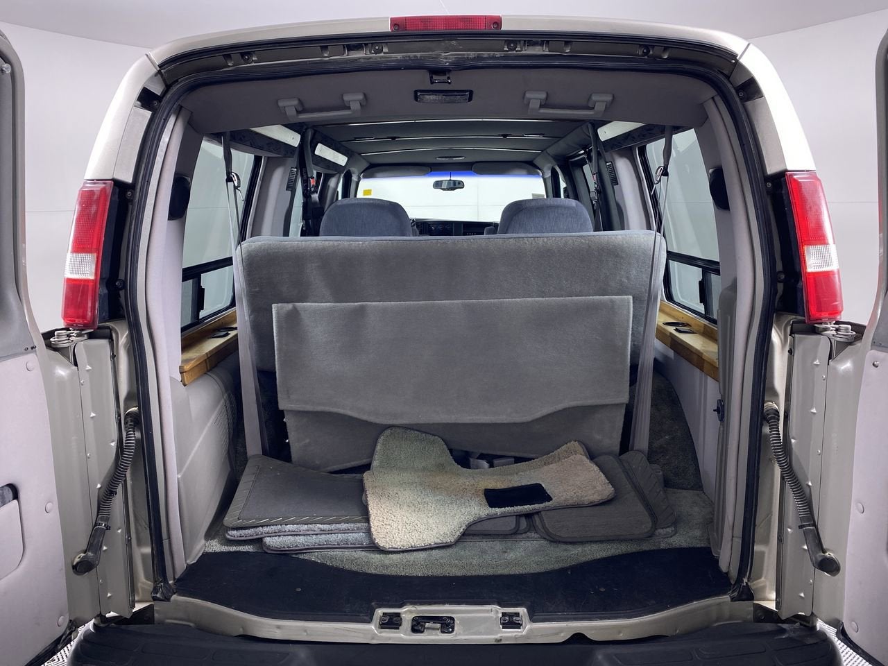 2003 GMC Savana Cargo 1500 YF7 Upfitter