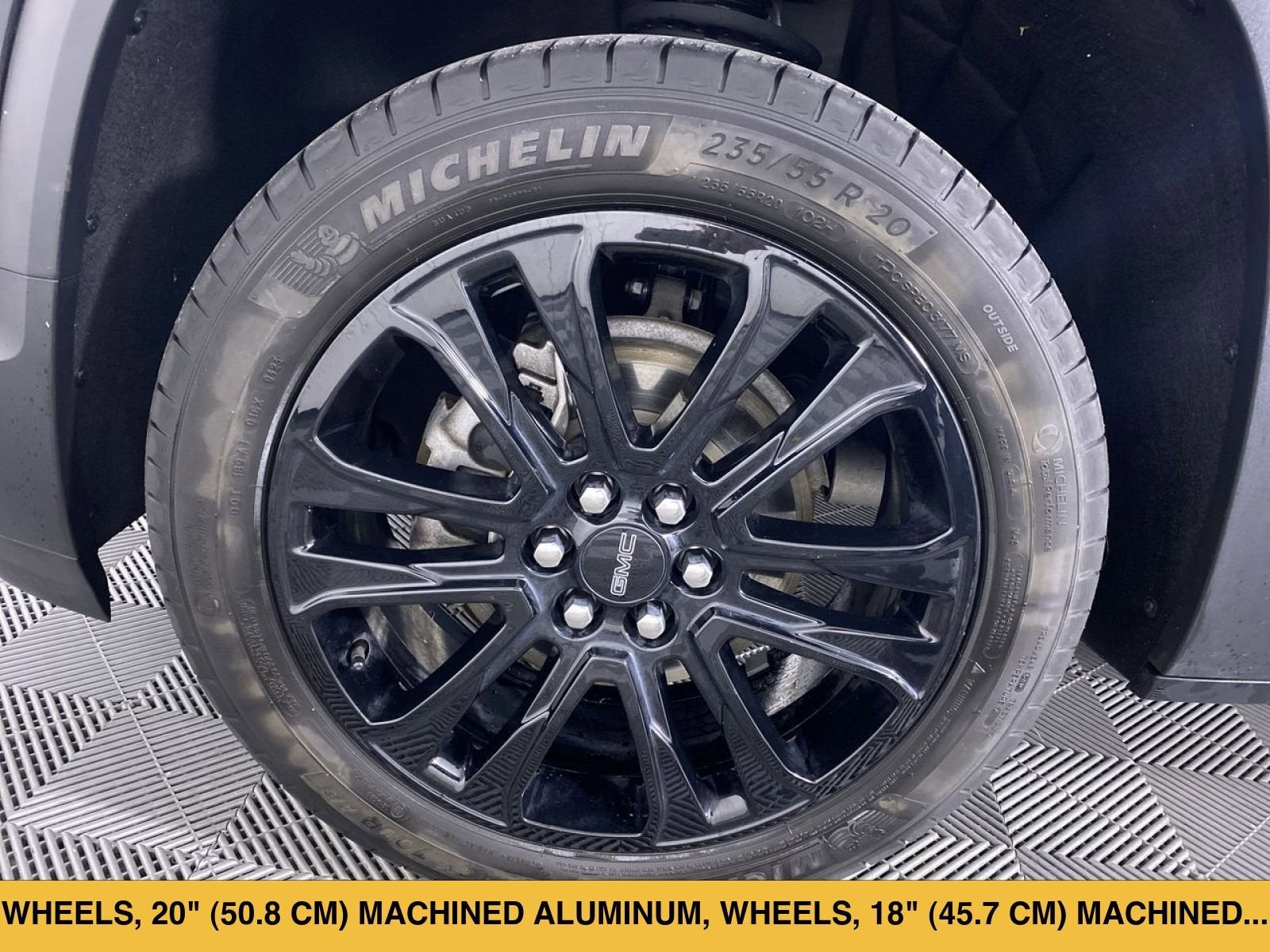 2023 GMC Acadia SLE