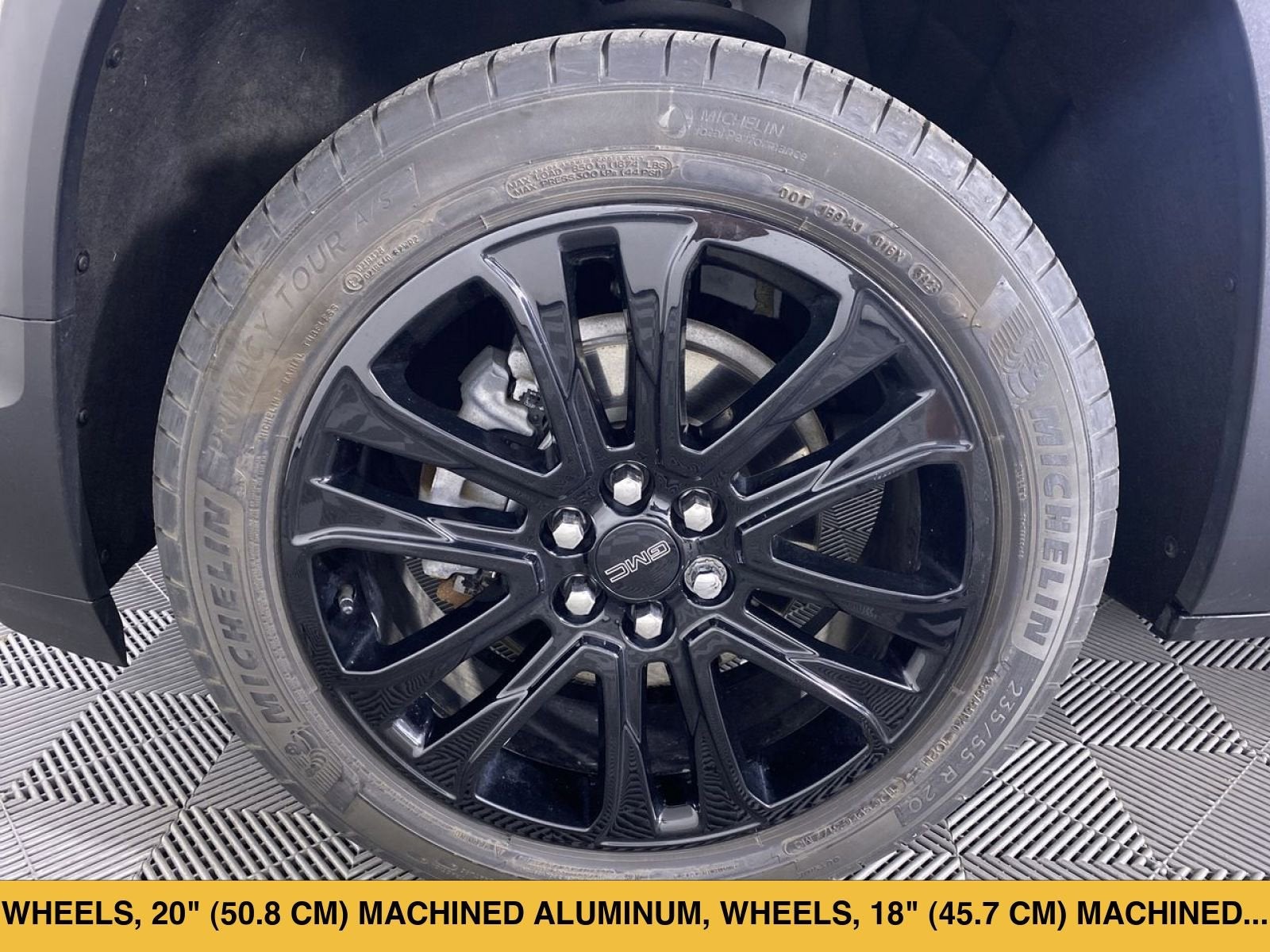 2023 GMC Acadia SLE