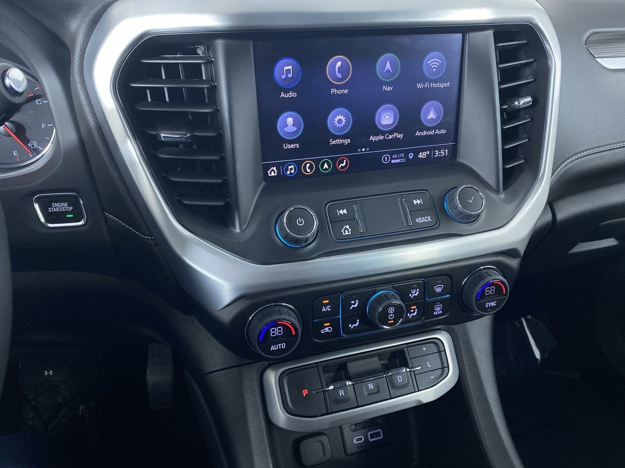 2023 GMC Acadia SLT
