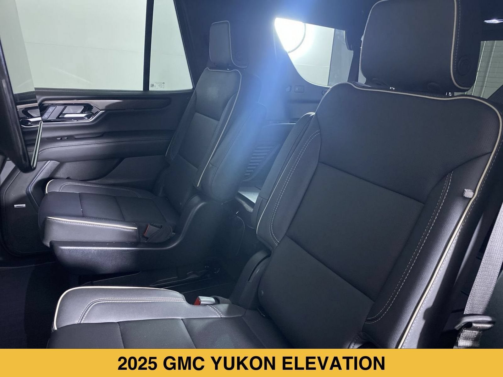 2025 GMC Yukon Elevation
