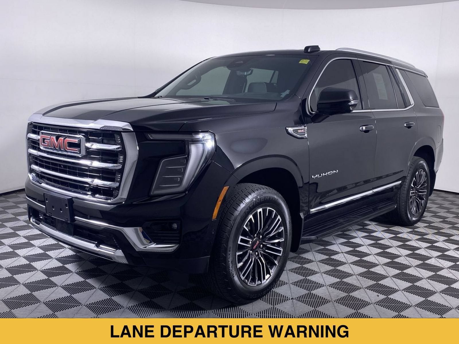 2025 GMC Yukon Elevation