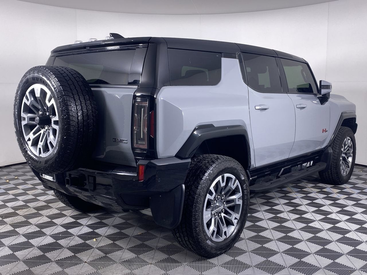2025 GMC HUMMER EV SUV 2X