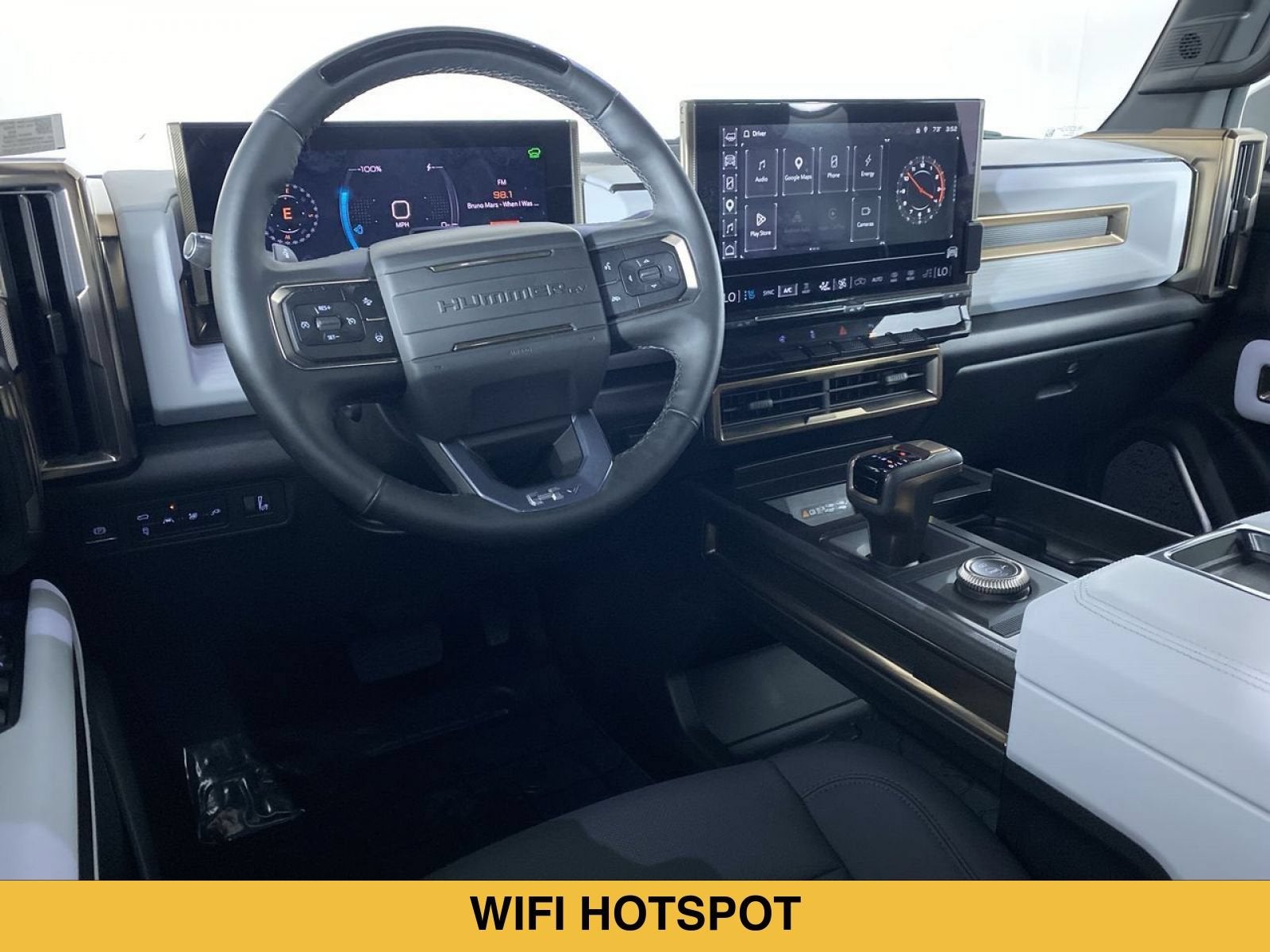 2025 GMC HUMMER EV SUV 3X