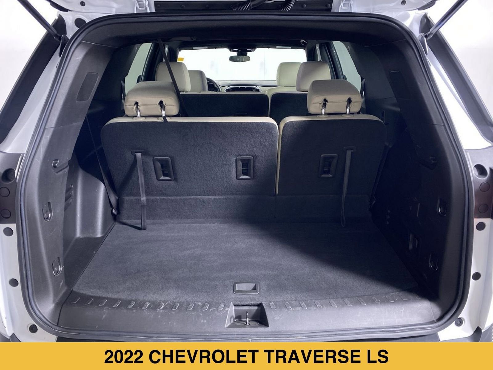 2022 Chevrolet Traverse LS