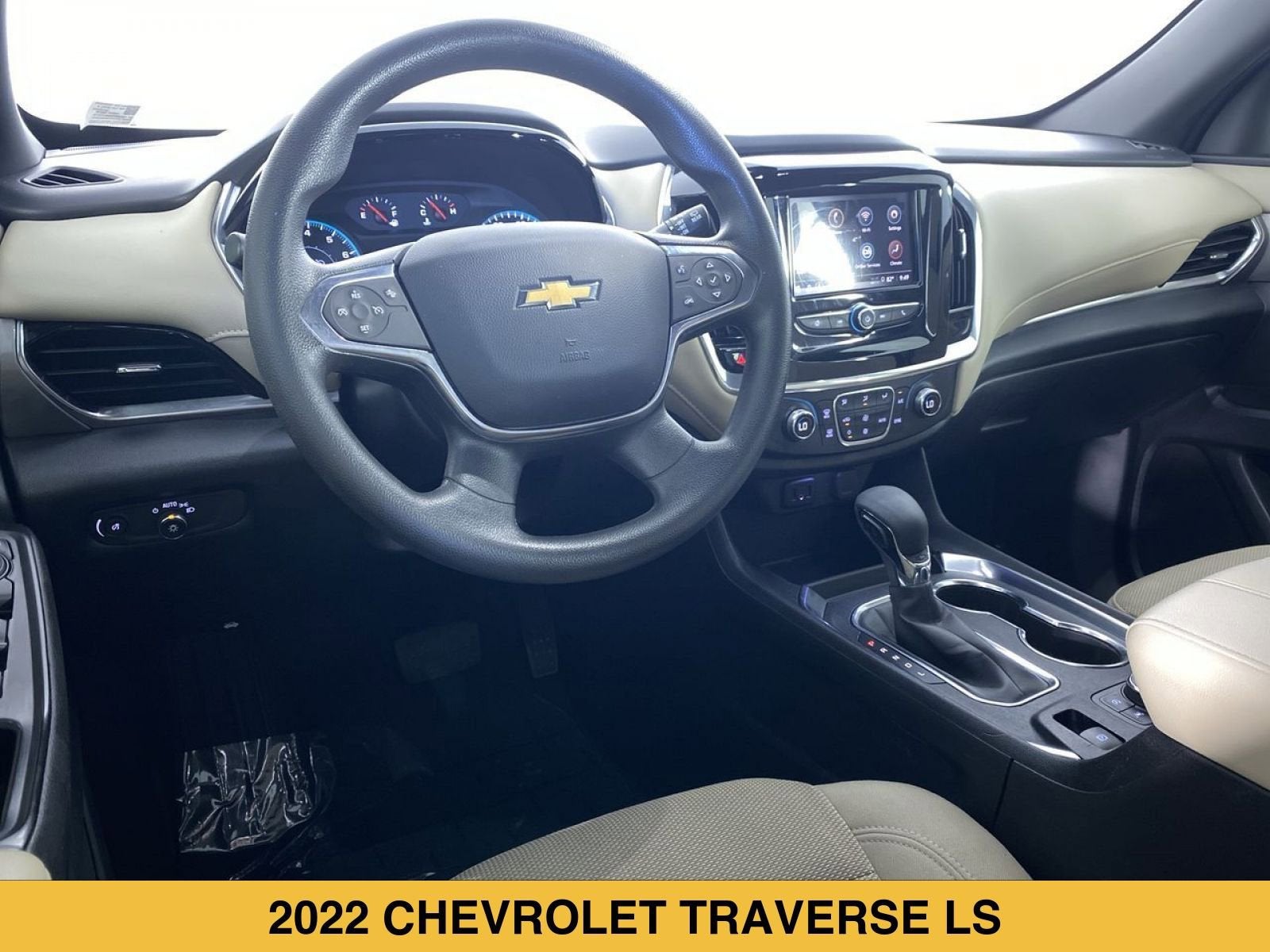 2022 Chevrolet Traverse LS