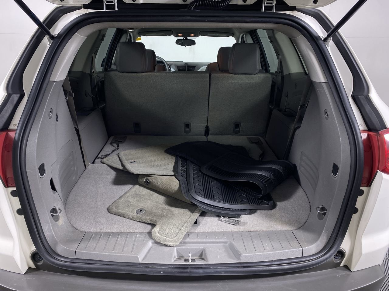 2012 Chevrolet Traverse LS