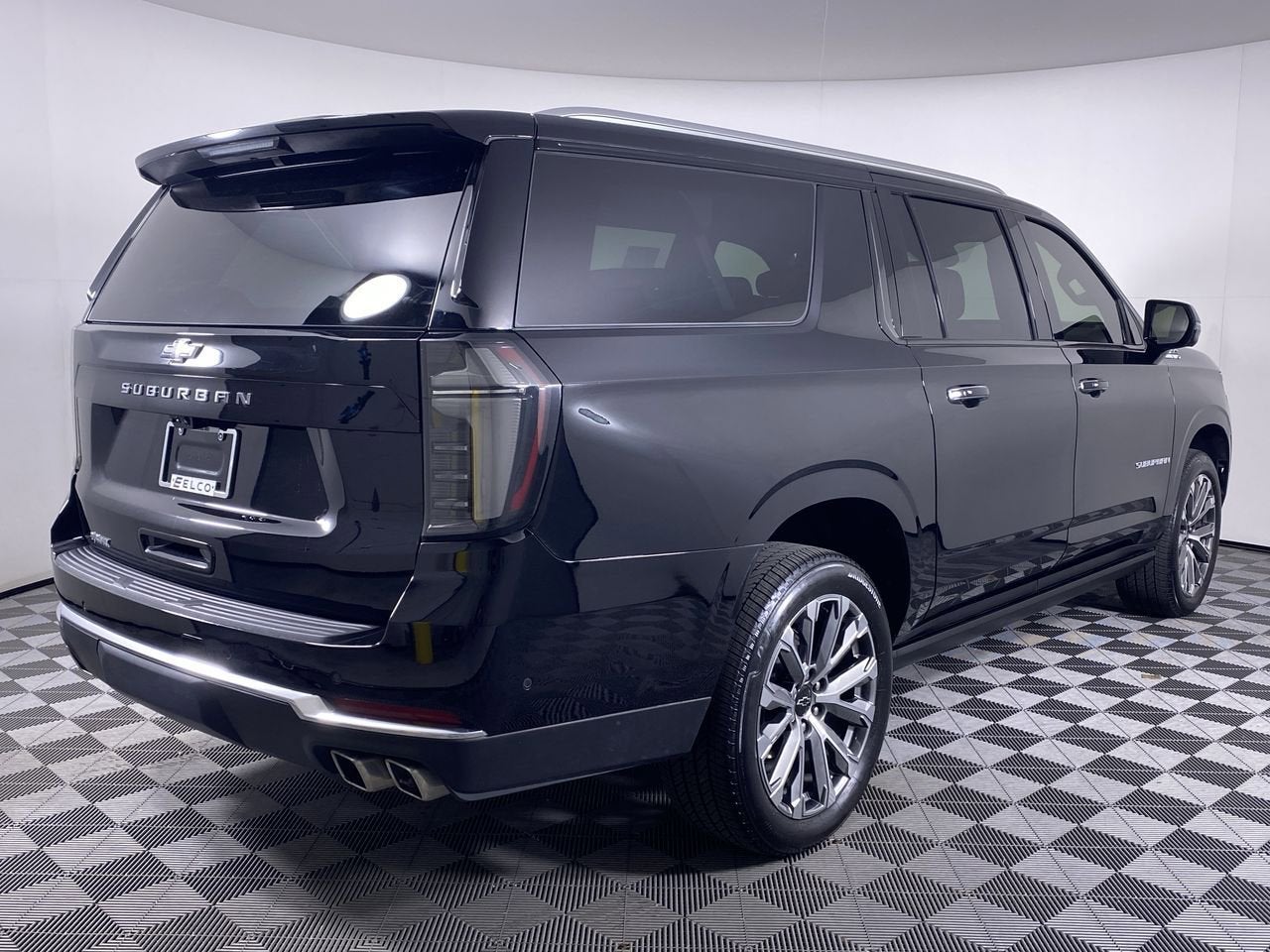 2025 Chevrolet Suburban High Country