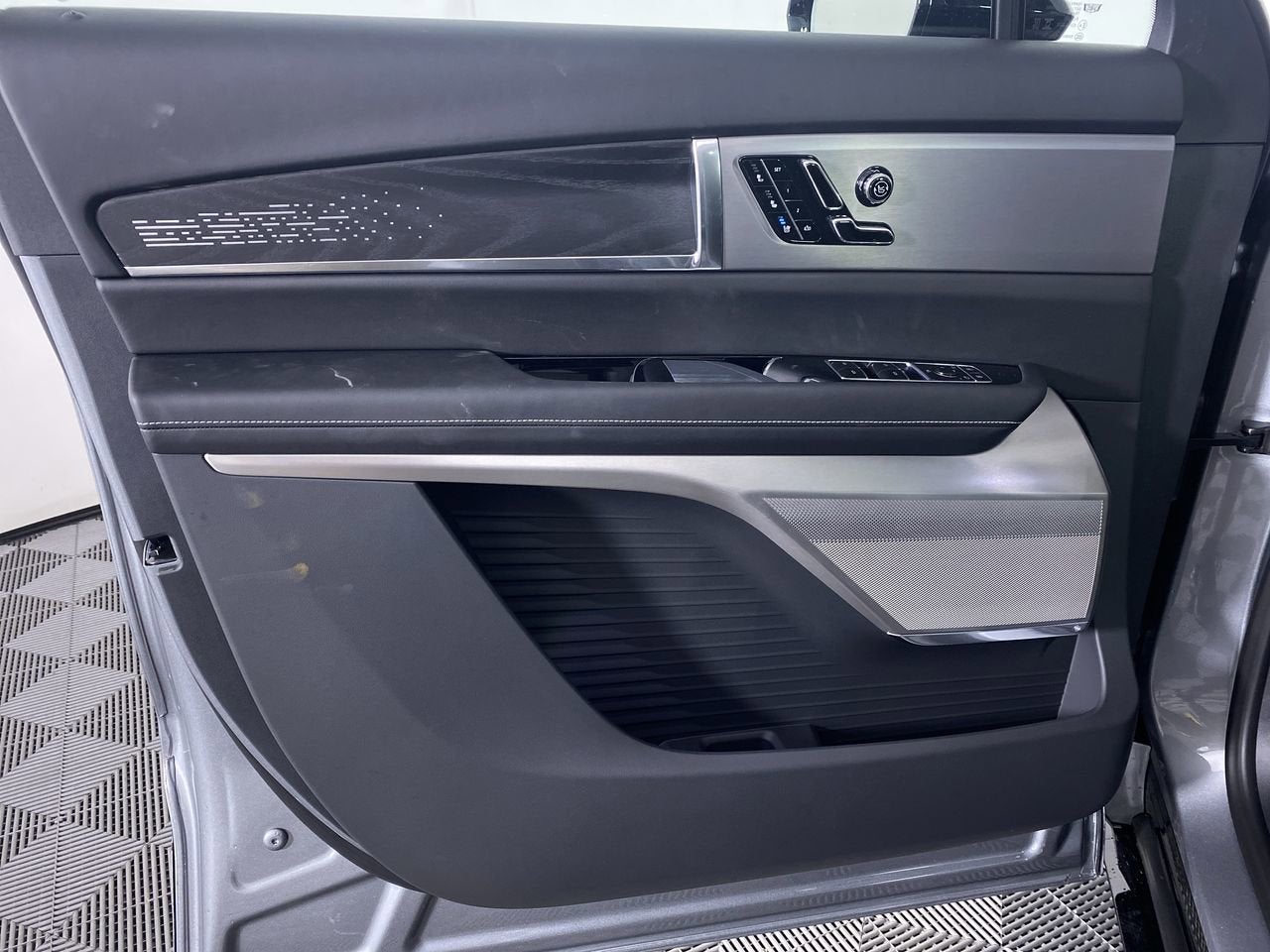 2026 Cadillac VISTIQ Platinum