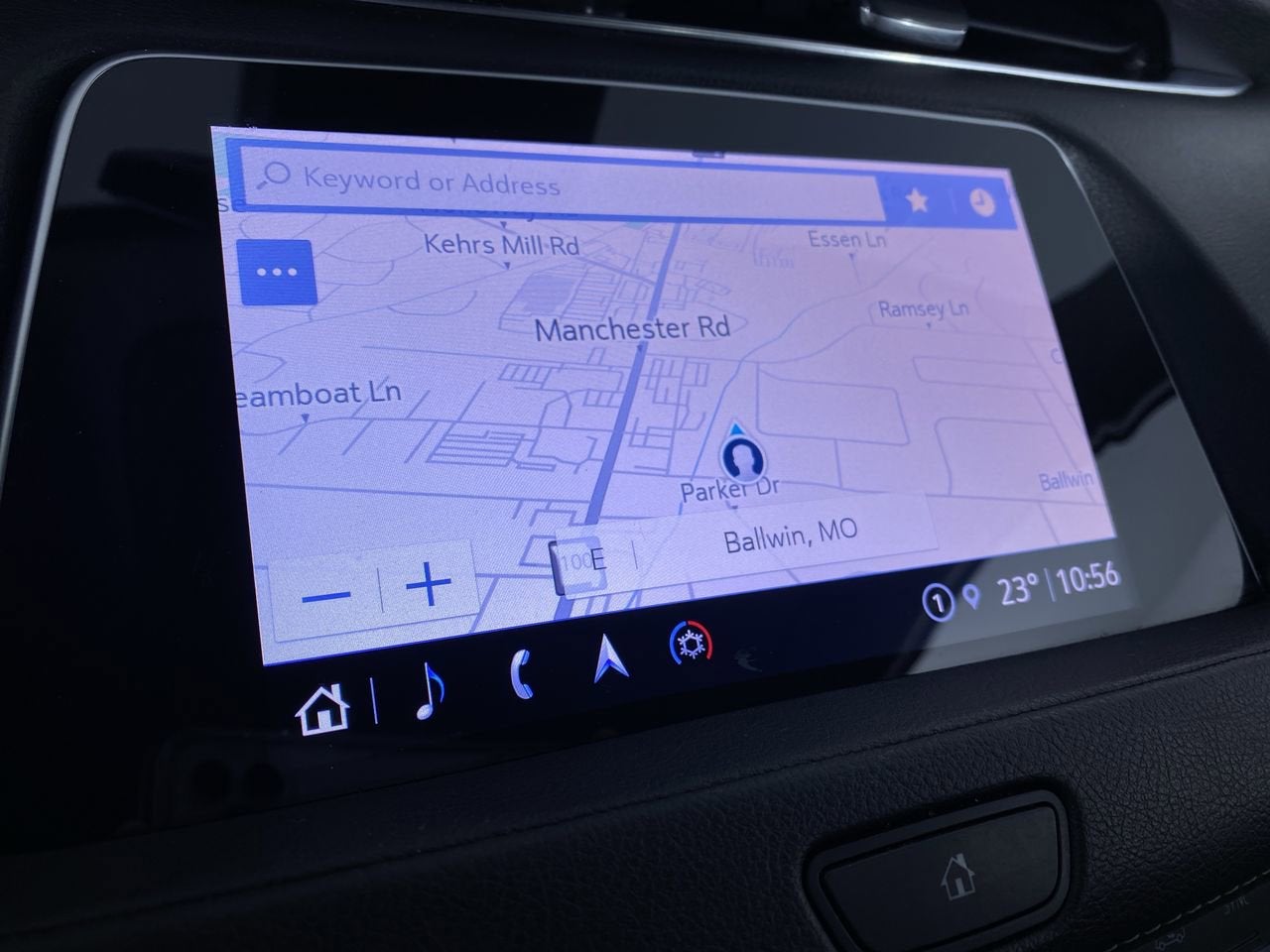 2022 Cadillac XT4 Premium Luxury