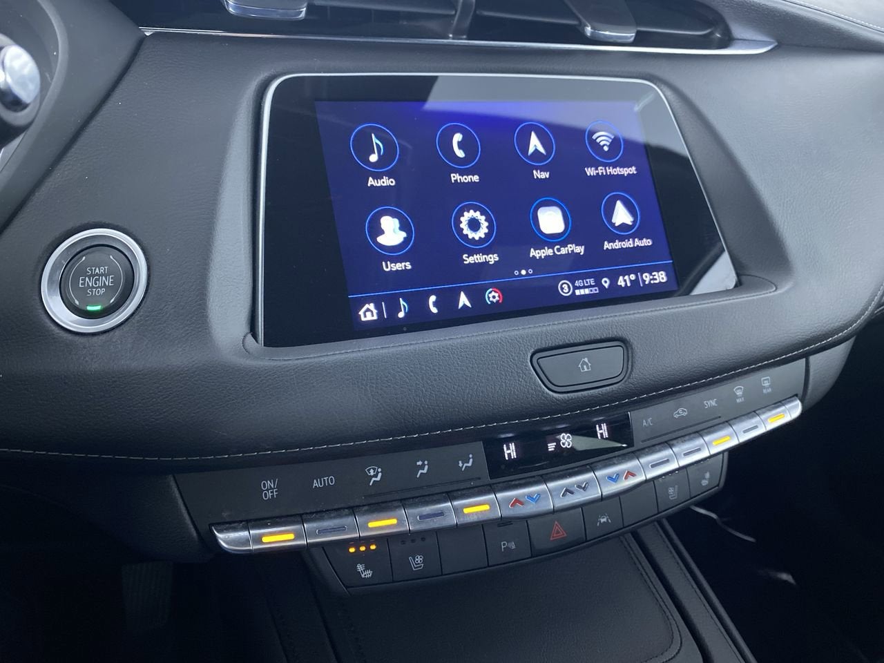 2023 Cadillac XT4 Premium Luxury