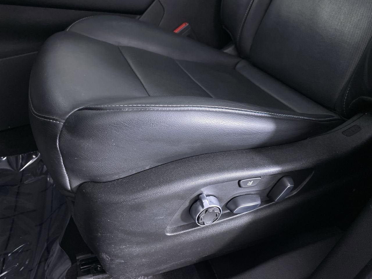 2019 Cadillac XT4 AWD Premium Luxury