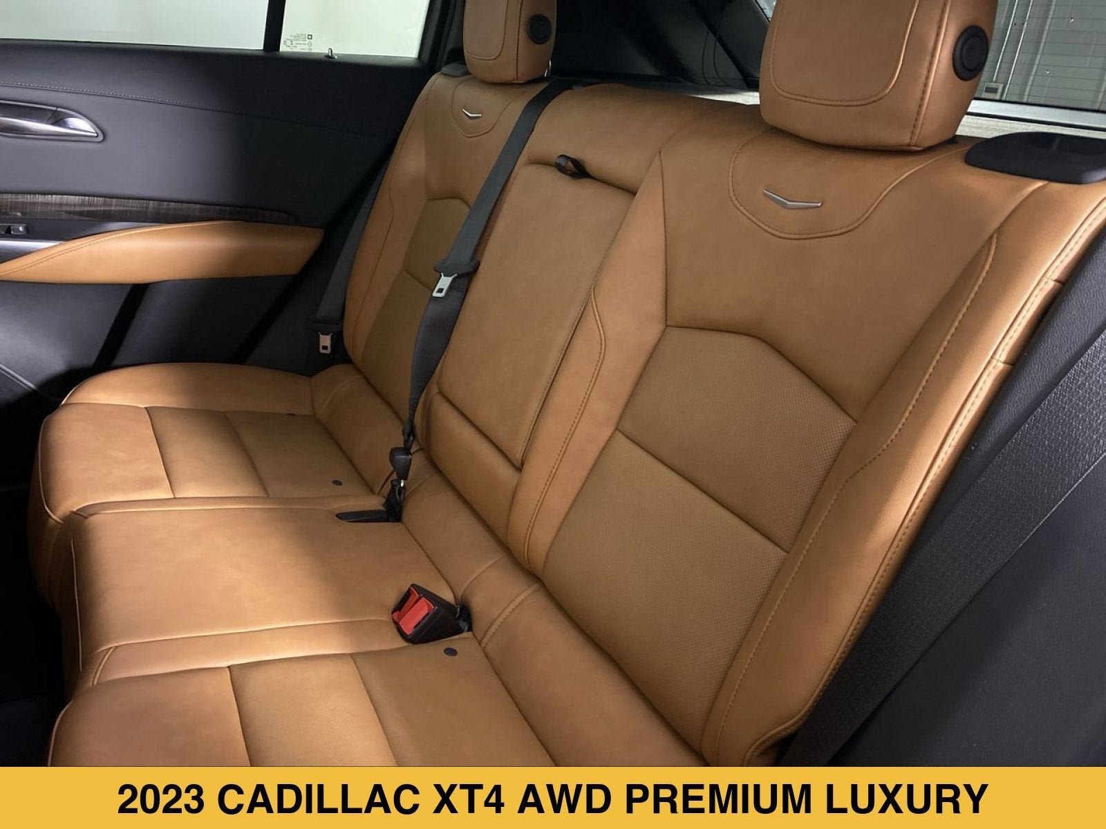 2023 Cadillac XT4 AWD Premium Luxury