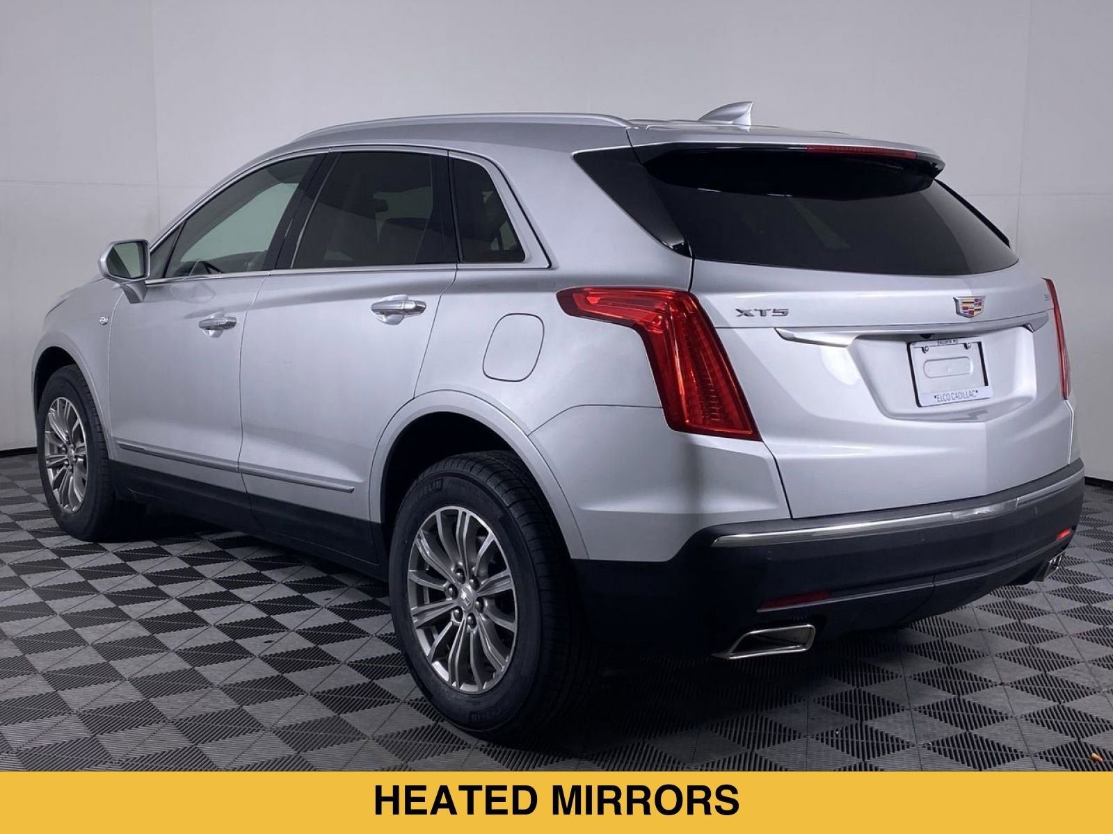 2017 Cadillac XT5 Luxury FWD