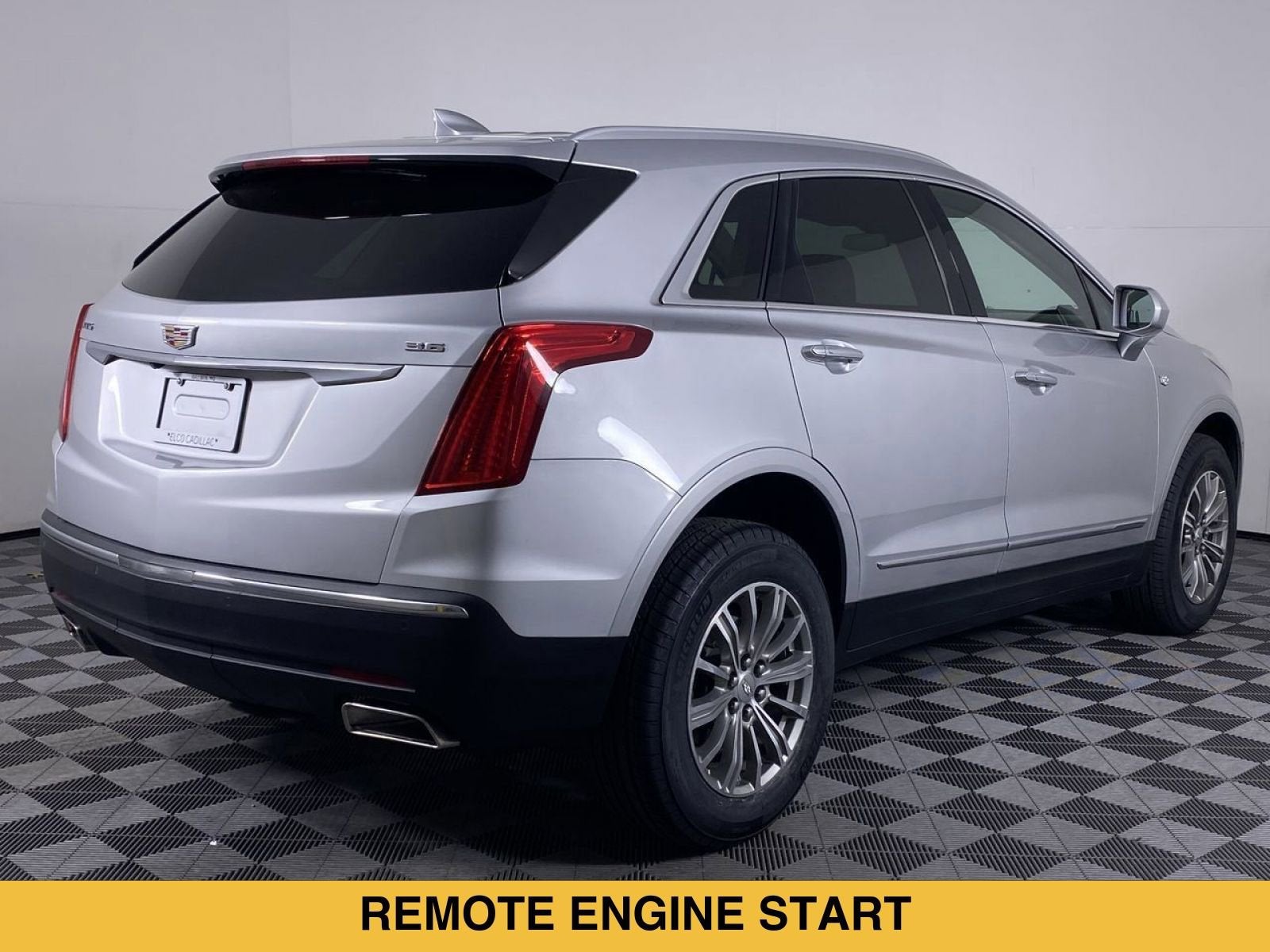 2017 Cadillac XT5 Luxury FWD