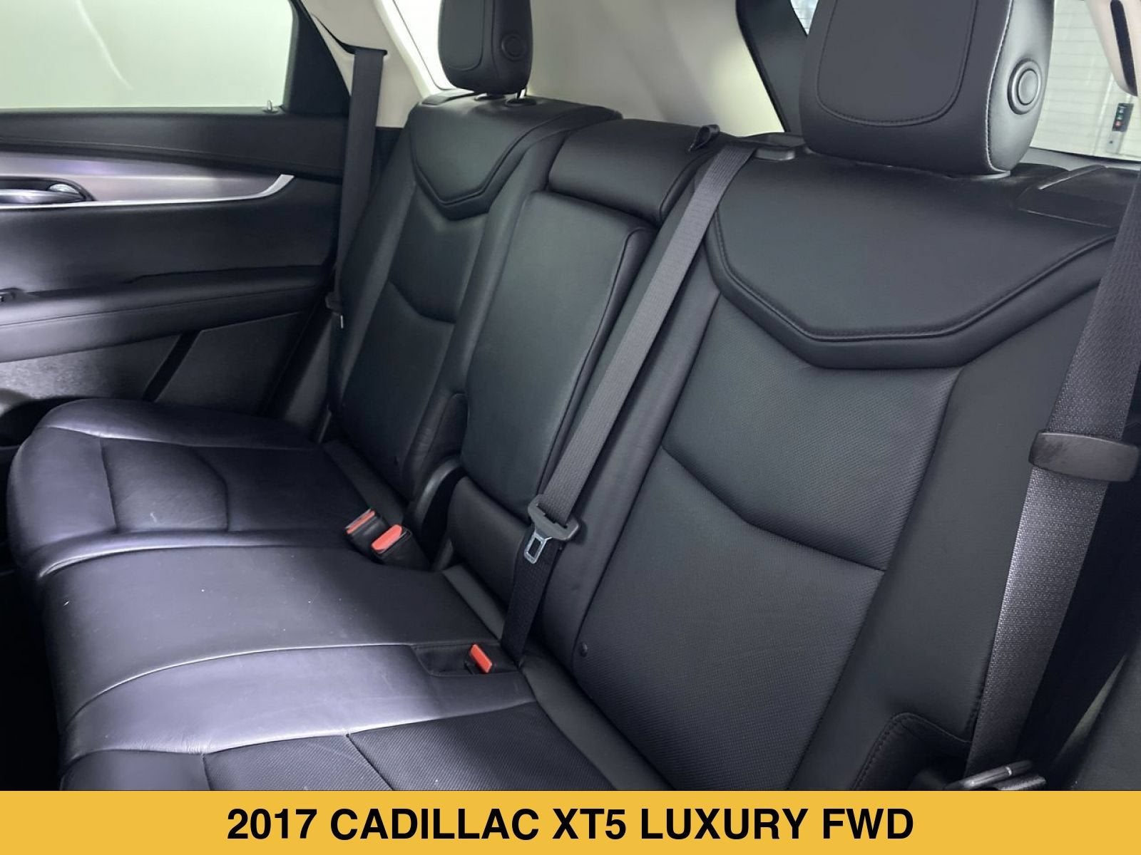 2017 Cadillac XT5 Luxury FWD