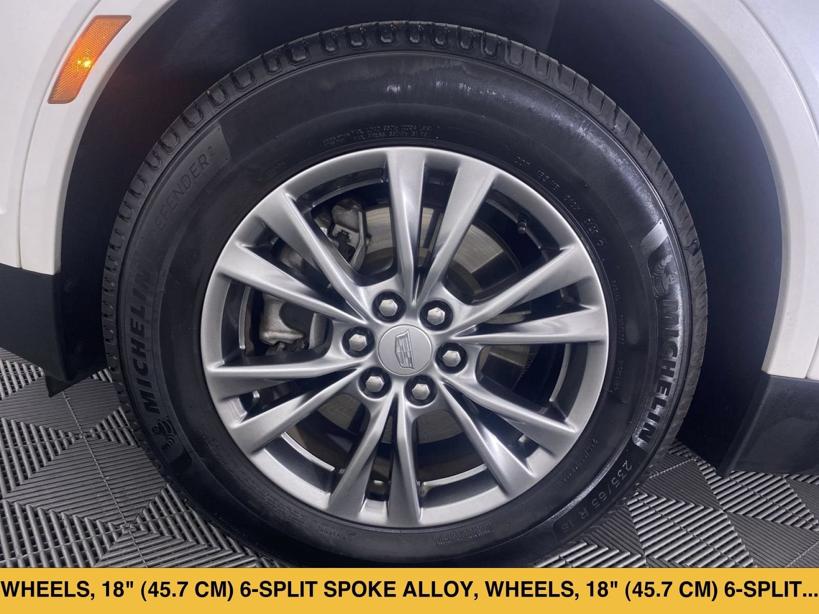 2023 Cadillac XT5 FWD Premium Luxury