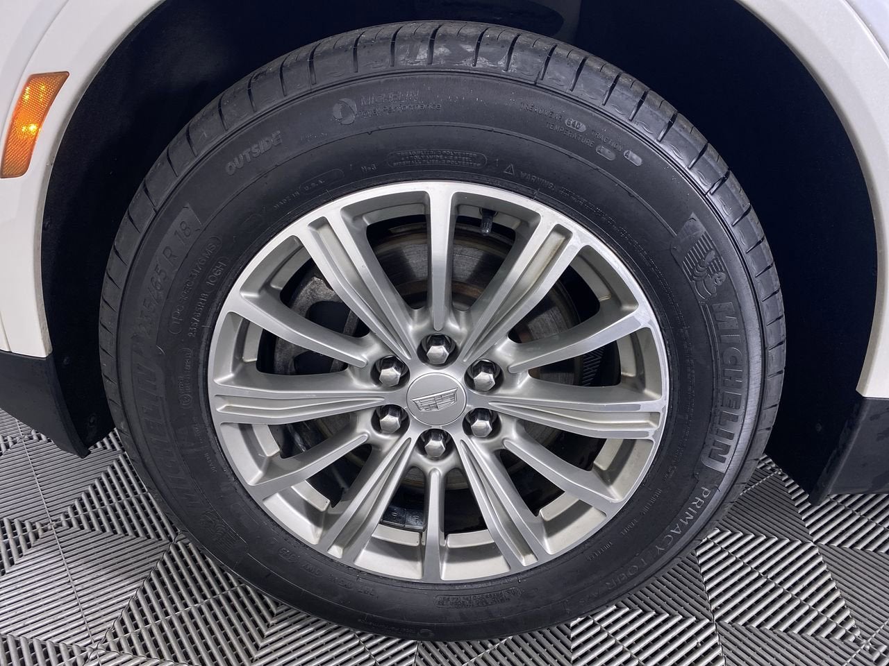 2018 Cadillac XT5 Luxury FWD