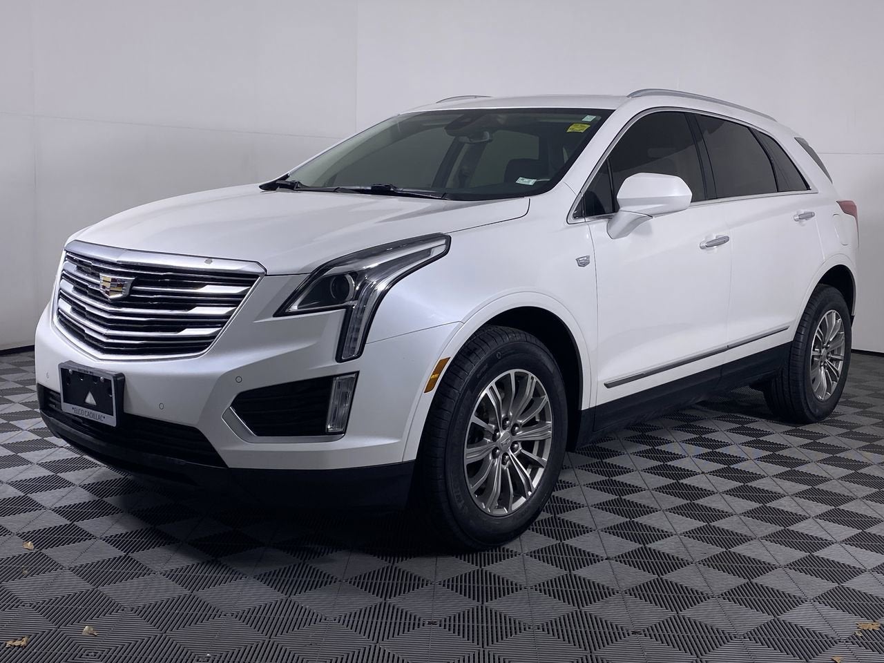 2018 Cadillac XT5 Luxury FWD