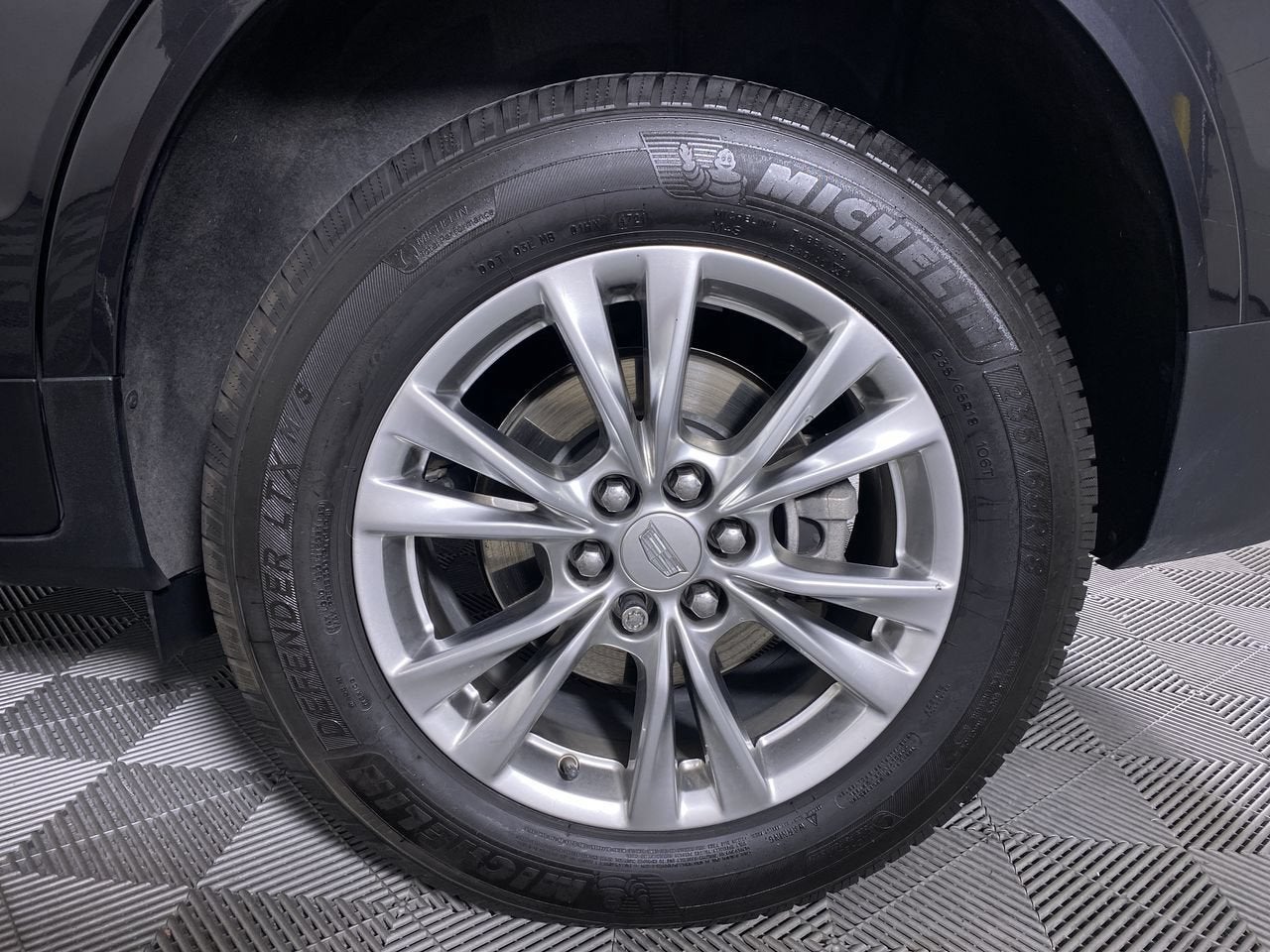 2020 Cadillac XT5 Premium Luxury FWD