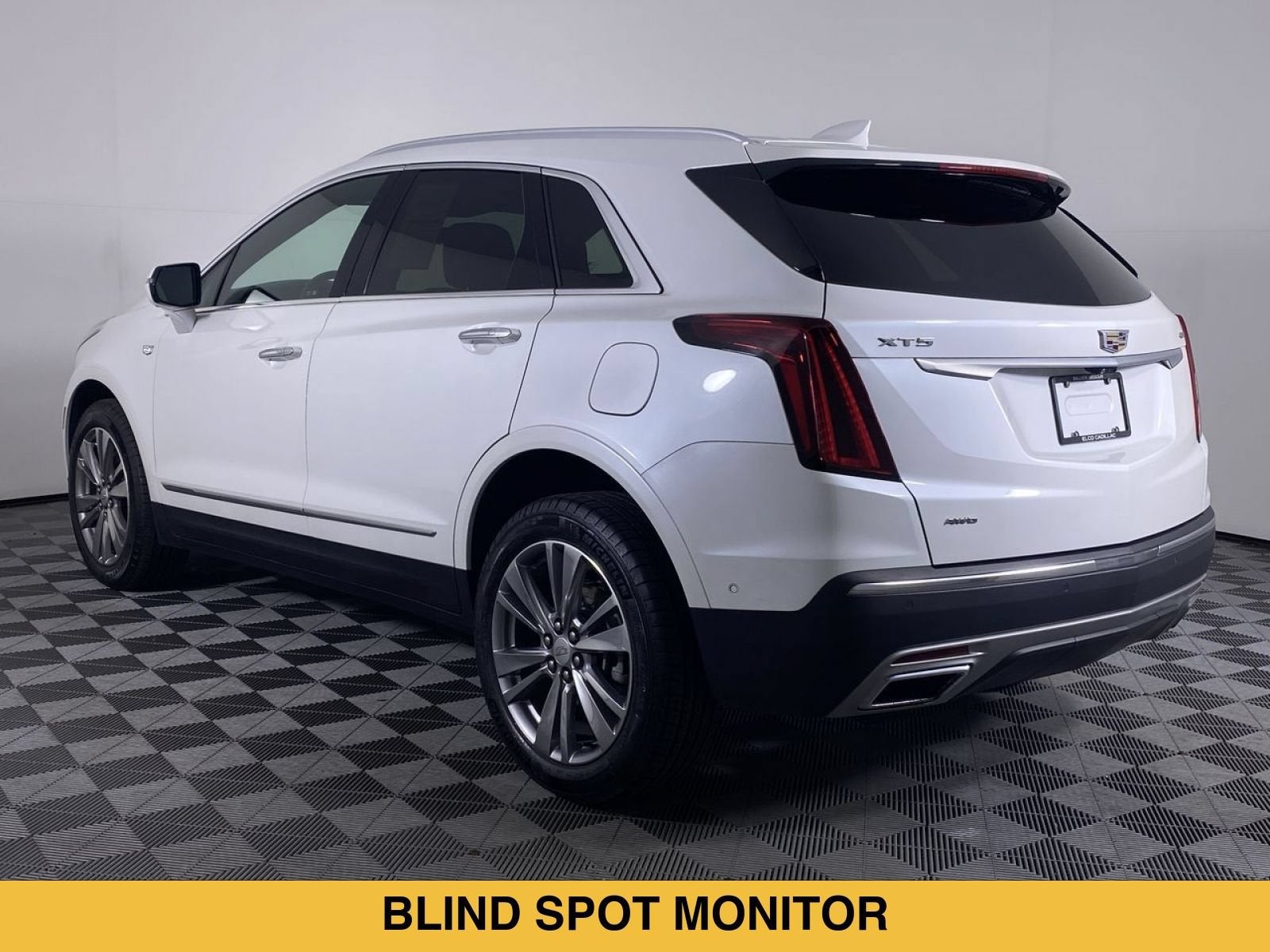 2023 Cadillac XT5 AWD Premium Luxury