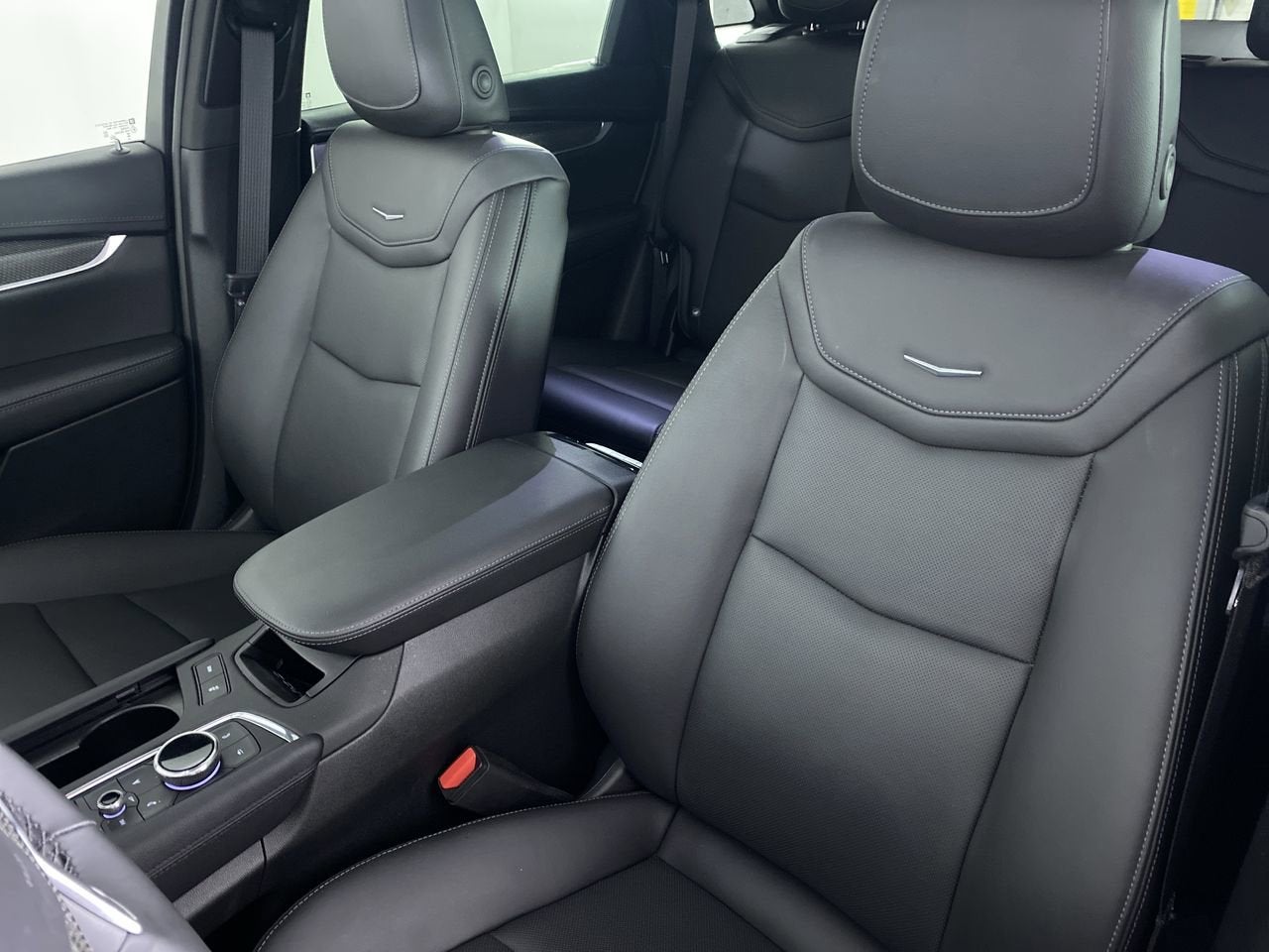 2025 Cadillac XT5 Sport