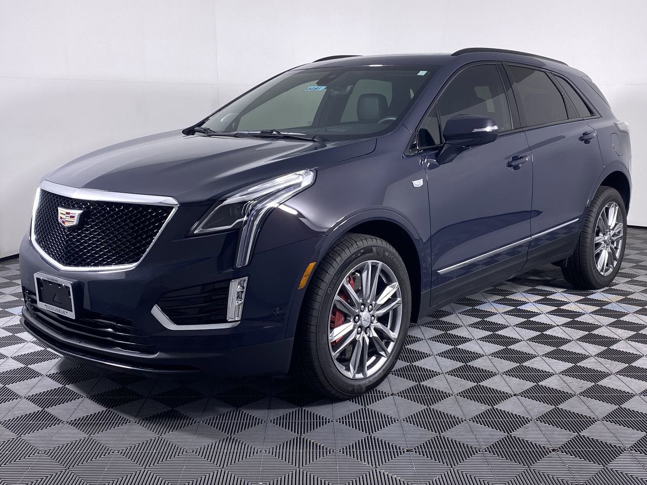 2025 Cadillac XT5 Sport