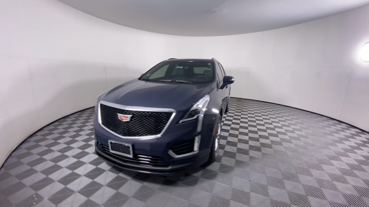2025 Cadillac XT5 Sport