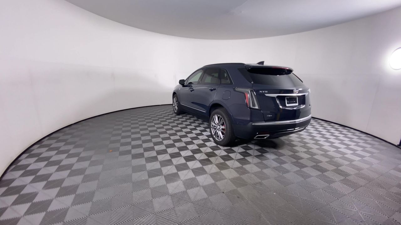 2025 Cadillac XT5 Sport