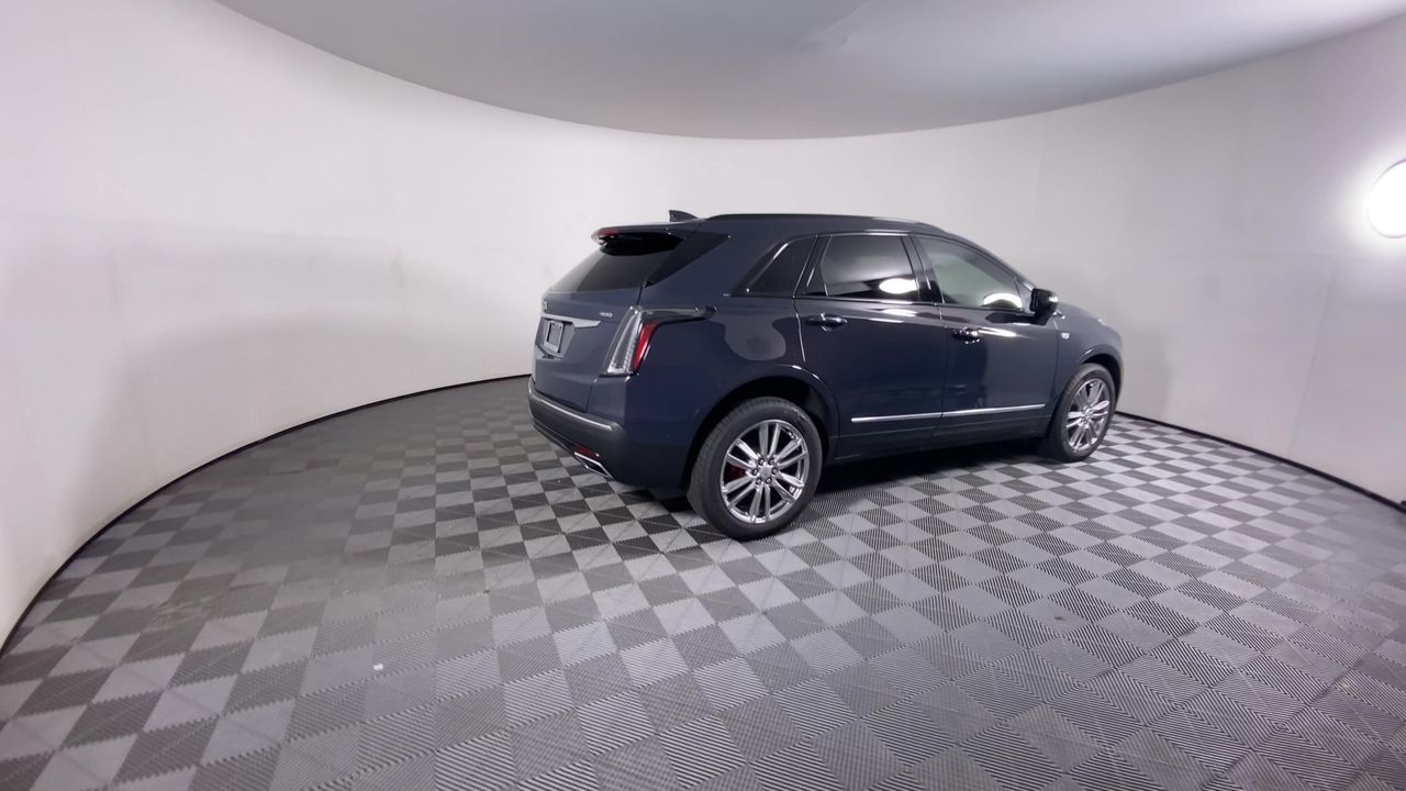 2025 Cadillac XT5 Sport