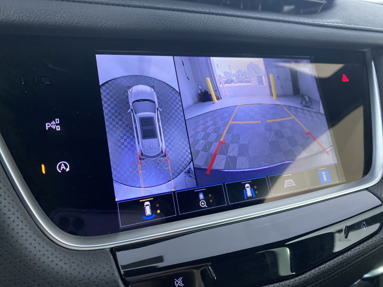 2025 Cadillac XT5 Sport