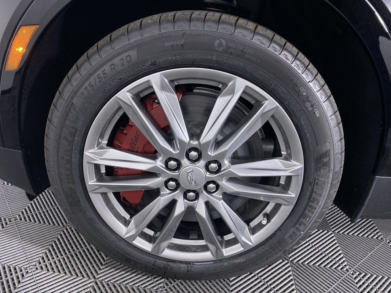 2026 Cadillac XT5 Sport