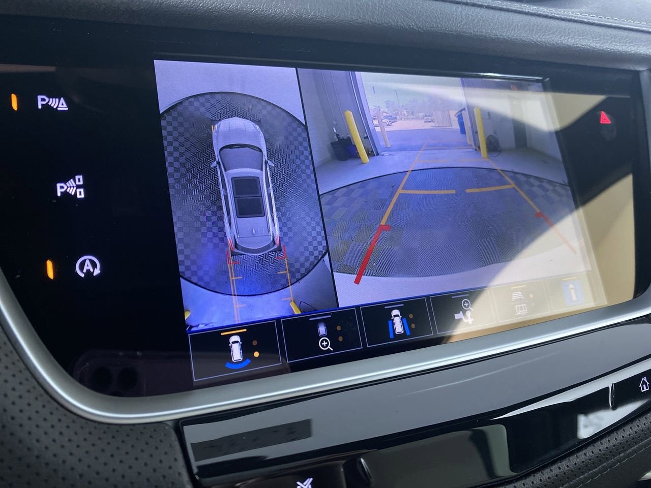 2026 Cadillac XT5 Sport