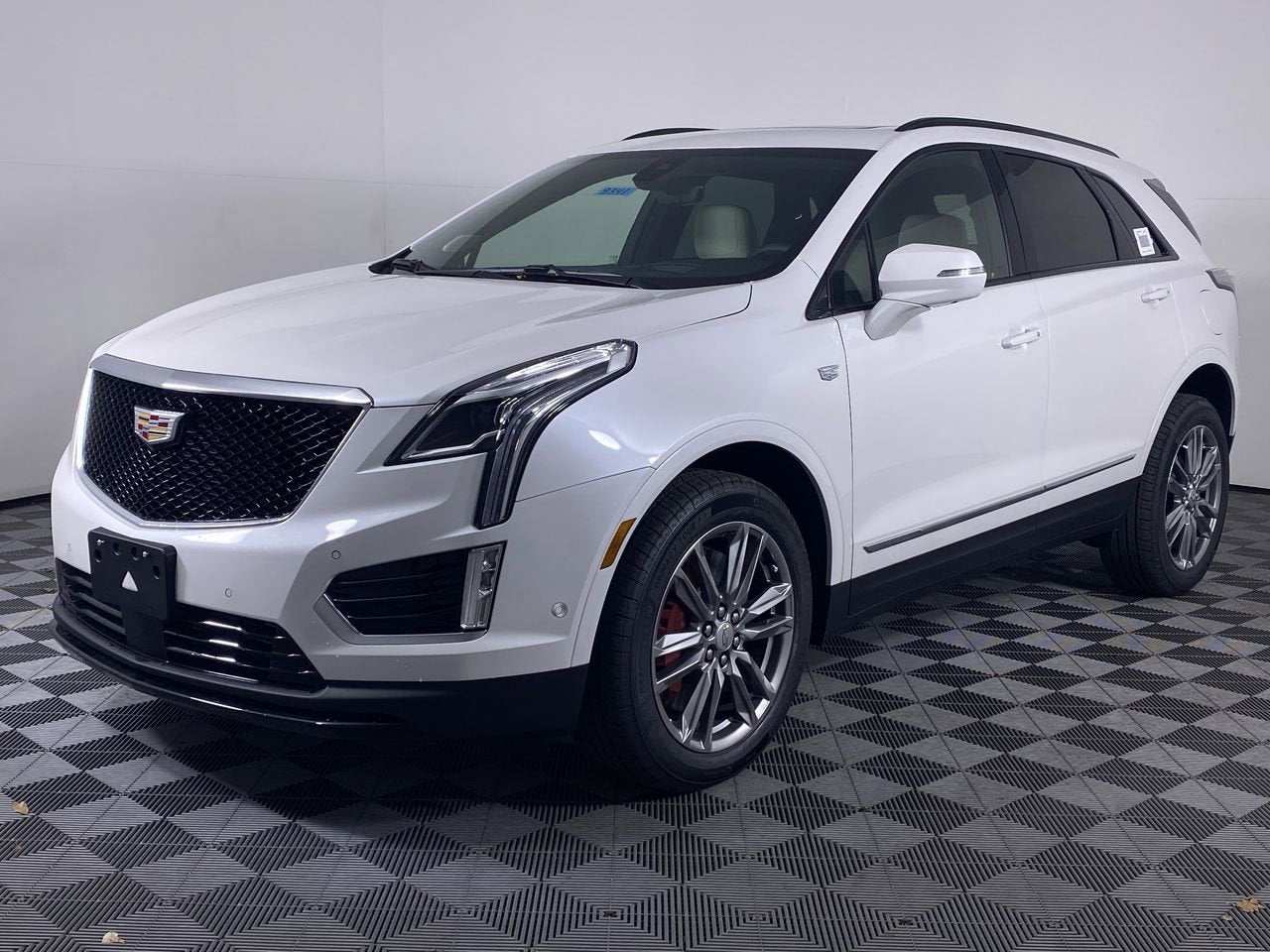 2026 Cadillac XT5 Sport