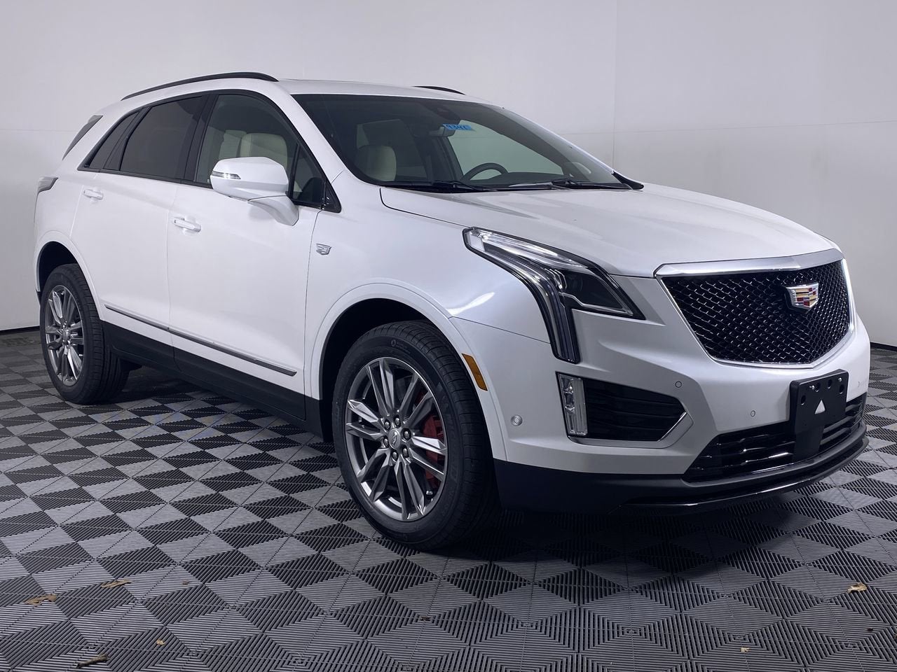 2026 Cadillac XT5 Sport