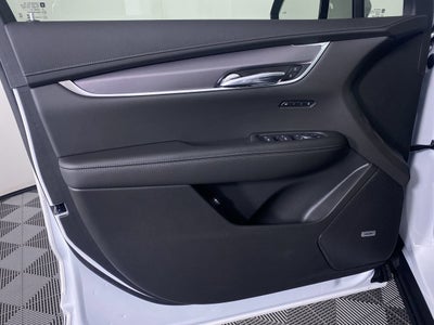 2025 Cadillac XT6 Luxury