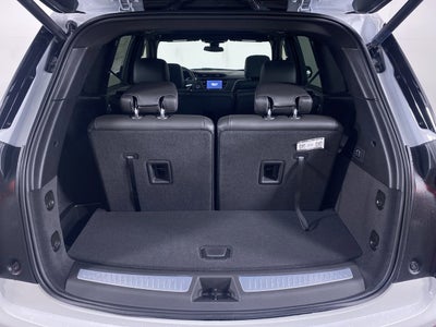 2025 Cadillac XT6 Luxury