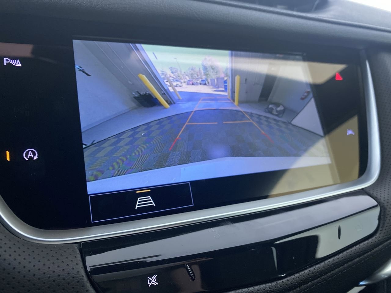 2025 Cadillac XT6 Luxury