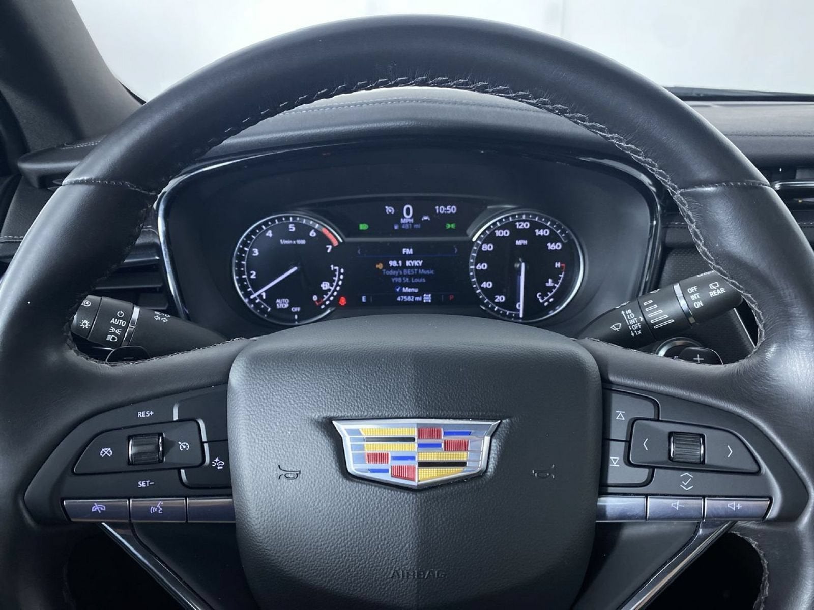 2024 Cadillac XT6 Luxury